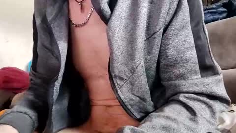 markinhobro online show from April 12, 2026, 11:04 am