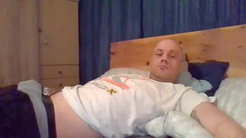 markus_7 online show from March 4, 2025, 7:01 pm