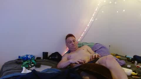 Snapshot of markymark101825061 chatting on February 14, 2025, 1:45 am markymark101825061 online show from February 14, 2025, 1:45 am