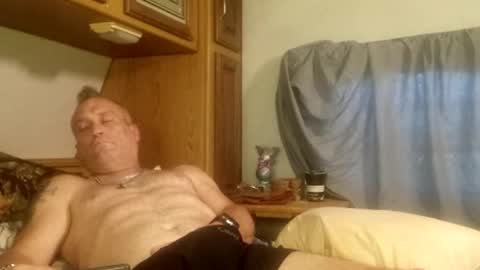 markymark101825061 online show from December 20, 2025, 2:02 pm