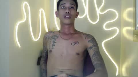 Snapshot of marlmoreno10 chatting on January 11, 2026, 10:42 am marlmoreno10 online show from January 11, 2026, 10:42 am