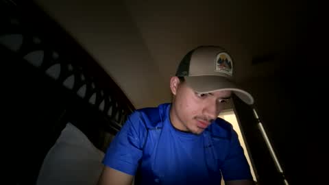 Snapshot of marlonnolascotabora15 chatting on April 22, 2026, 12:35 am marlonnolascotabora15 online show from April 22, 2026, 12:35 am