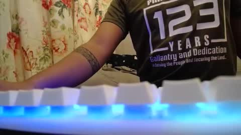 Snapshot of marnielizayourdreamsgirl_xx chatting on October 18, 2025, 8:48 am marnielizayourdreamsgirl_xx online show from October 18, 2025, 8:48 am