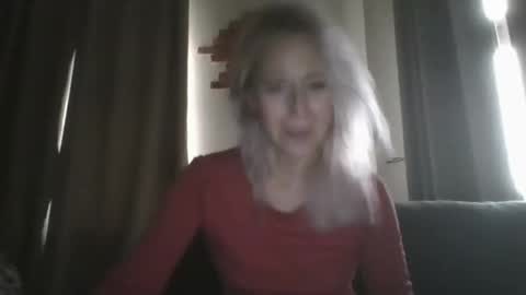 Snapshot of marrygorund chatting on January 16, 2025, 8:33 am MaryGoRound online show from January 16, 2025, 8:33 am