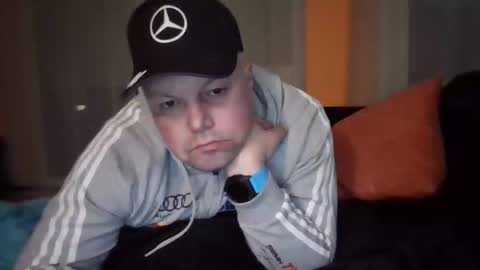 mars0481 online show from September 16, 2025, 6:09 pm