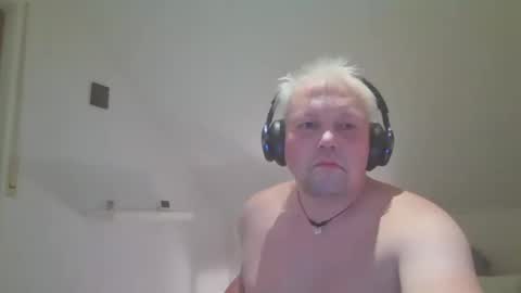 mars0481 online show from November 16, 2025, 9:31 pm