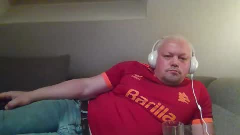 mars0481 online show from March 14, 2026, 9:31 pm