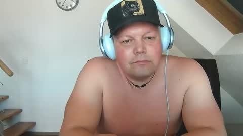 mars0481 online show from May 23, 2026, 1:37 pm