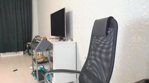 Snapshot of marselle_looker chatting on January 18, 2025, 11:32 am Marselle online show from January 18, 2025, 11:32 am