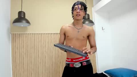 MARSHALL online show from September 17, 2025, 1:57 pm