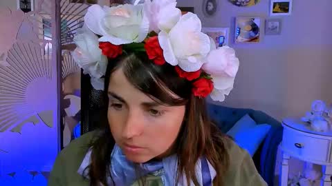 martaedams online show from September 15, 2025, 6:13 am