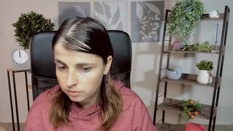 martaedams online show from October 14, 2025, 6:14 am