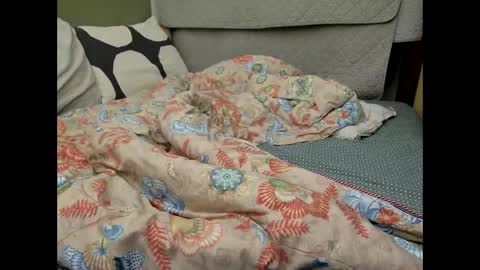 Snapshot of marthabriest chatting on January 19, 2026, 3:43 am Martha online show from January 19, 2026, 3:43 am