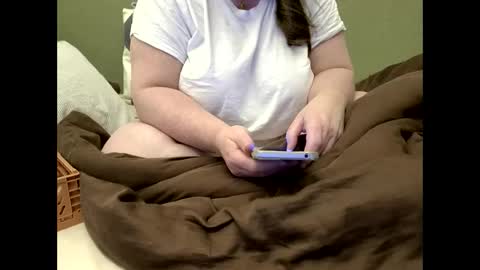 Snapshot of marthabriest chatting on April 14, 2026, 2:06 am Martha online show from April 14, 2026, 2:06 am