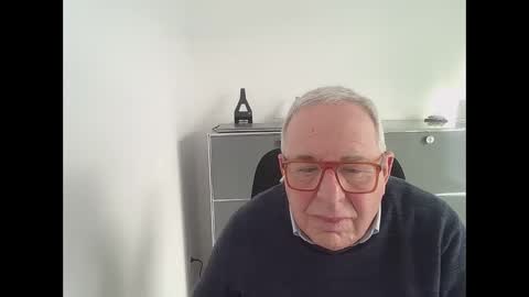 martin_1947 online show from January 4, 2025, 12:59 pm