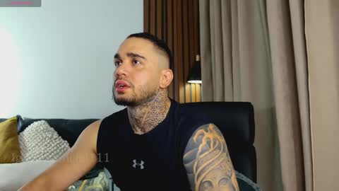 ONLYFANS Sotoandres   modelo independiente online show from May 8, 2026, 9:42 pm