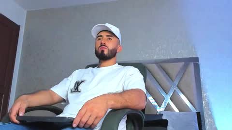 Snapshot of martin_foster_ chatting on February 16, 2026, 7:32 pm Martin Foster online show from February 16, 2026, 7:32 pm