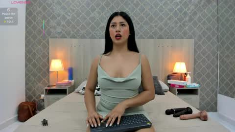 Martina online show from April 19, 2026, 11:20 am