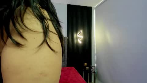   MARTINA   online show from November 6, 2025, 12:28 pm