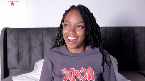 Laura online show from January 31, 2025, 8:12 pm