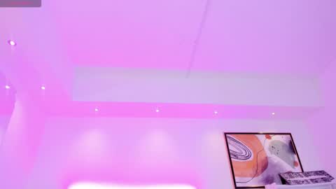 Martina online show from October 7, 2025, 12:46 pm