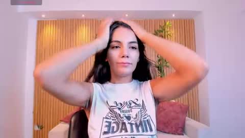 Snapshot of martina_mancinii chatting on June 29, 2026, 1:55 pm Martina online show from June 29, 2026, 1:55 pm