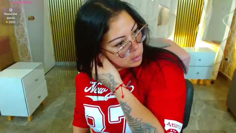 Hey im martina online show from December 3, 2025, 3:14 am