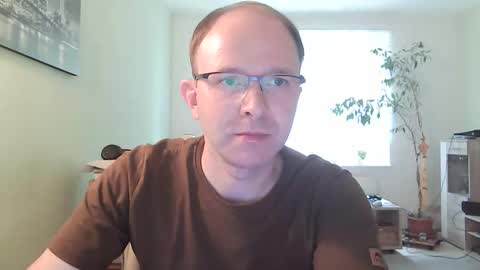 Snapshot of martingersdorf85 chatting on September 14, 2025, 1:43 pm Martin online show from September 14, 2025, 1:43 pm