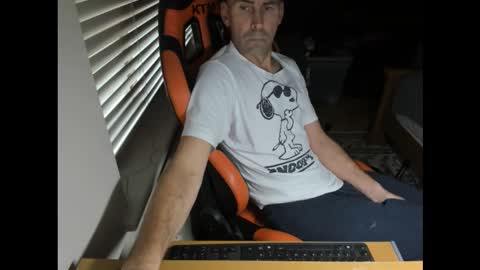 Snapshot of martinireland chatting on November 14, 2025, 11:53 am Martin online show from November 14, 2025, 11:53 am