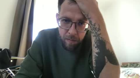 Snapshot of martinmagic467657 chatting on April 30, 2026, 2:34 pm martinmagic467657 online show from April 30, 2026, 2:34 pm