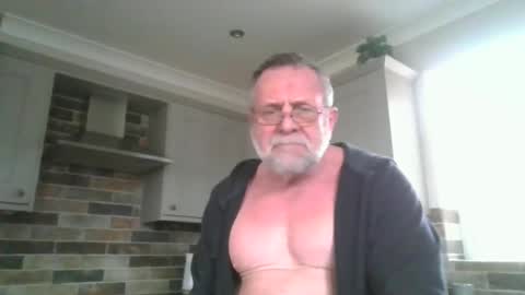 martinrgbxxxx online show from February 9, 2025, 3:45 pm