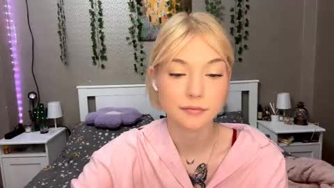 Lisa online show from February 7, 2026, 2:10 pm