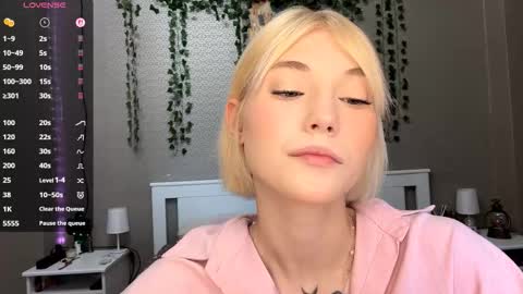 Lisa online show from February 24, 2026, 12:14 pm