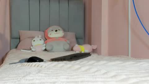 mary_cute9 online show from September 17, 2025, 12:40 pm