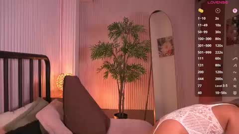Snapshot of mary_funny chatting on June 17, 2026, 7:15 pm Mary online show from June 17, 2026, 7:15 pm