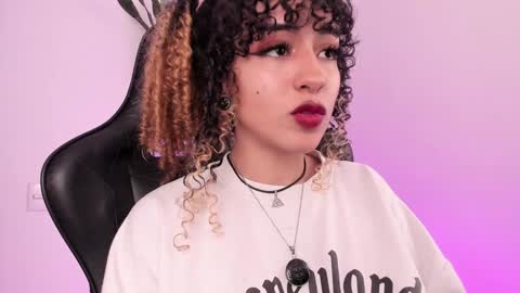 Mary Jane  online show from December 3, 2024, 10:07 pm