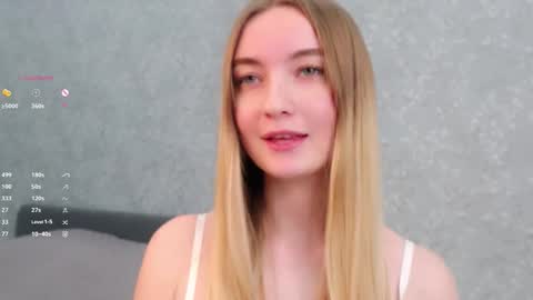 Snapshot of mary_laand chatting on January 15, 2026, 8:08 am Mary . online show from January 15, 2026, 8:08 am