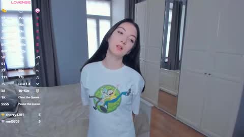 Mary online show from December 14, 2025, 9:03 am