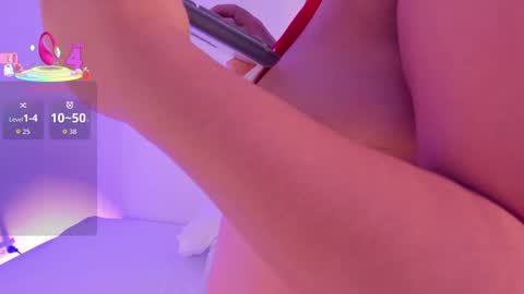 Snapshot of mary_suarez chatting on October 8, 2025, 4:10 am Maria online show from October 8, 2025, 4:10 am