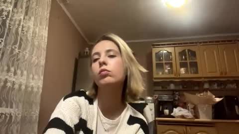 Snapshot of maryannaplateros chatting on February 20, 2026, 6:19 pm Tessa online show from February 20, 2026, 6:19 pm