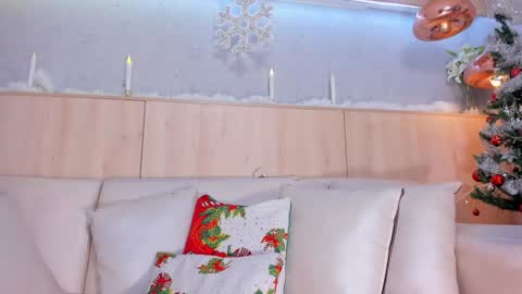   online show from December 23, 2024, 4:28 pm