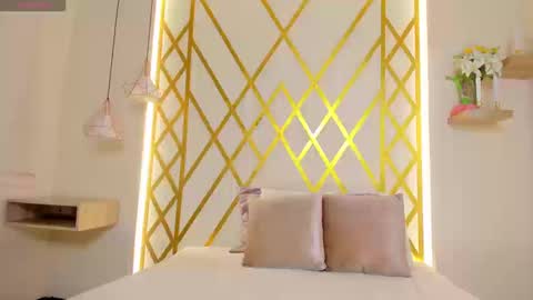 Snapshot of maryevans_ chatting on March 13, 2026, 12:56 pm online show from March 13, 2026, 12:56 pm