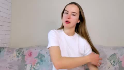 Mari online show from February 4, 2026, 7:47 am