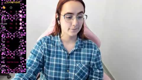 Dulce Maria online show from February 11, 2025, 11:12 pm