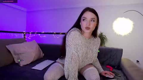 Marina online show from January 25, 2025, 6:13 pm