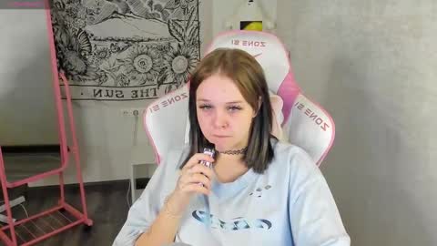 Mary online show from March 5, 2025, 1:10 am