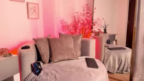 Mary online show from March 5, 2026, 9:11 pm