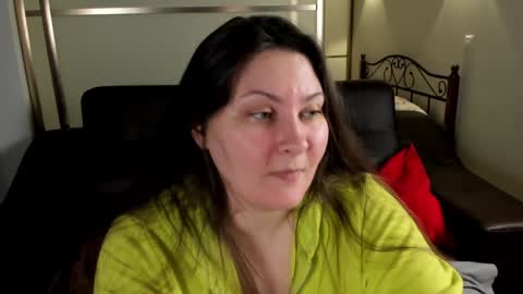 Snapshot of maryswon chatting on December 31, 2024, 3:09 pm Mary online show from December 31, 2024, 3:09 pm