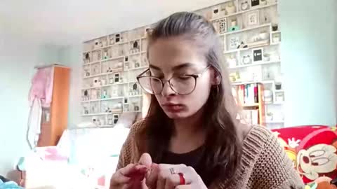 Kelly online show from April 8, 2026, 8:03 am