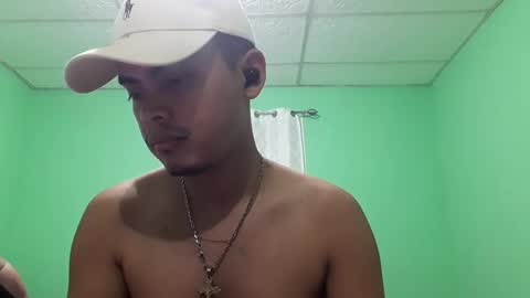 Snapshot of maserati120 chatting on February 18, 2025, 12:48 am Max online show from February 18, 2025, 12:48 am